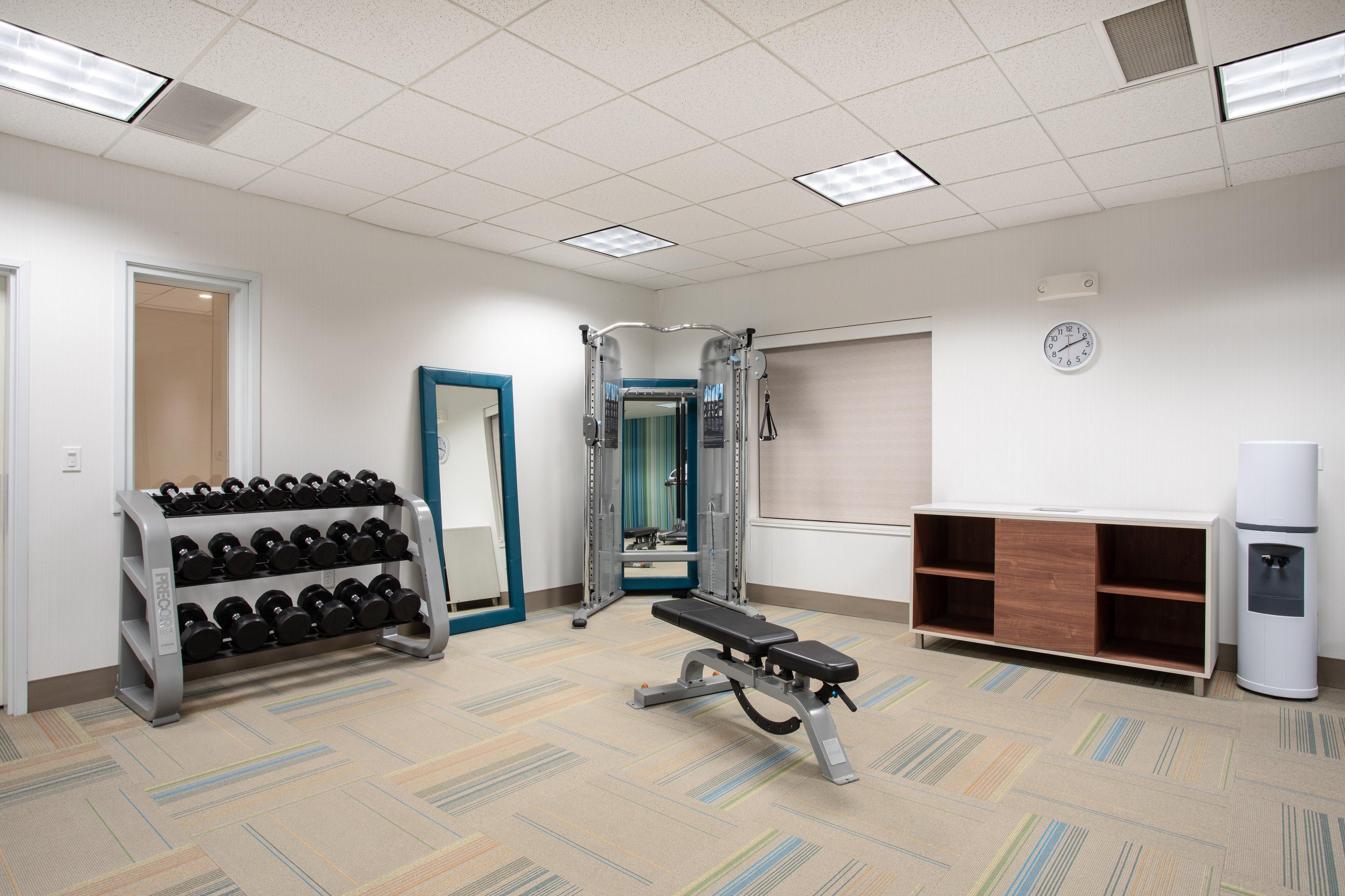 Holiday Inn Express & Suites Manhattan By Ihg Ngoại thất bức ảnh