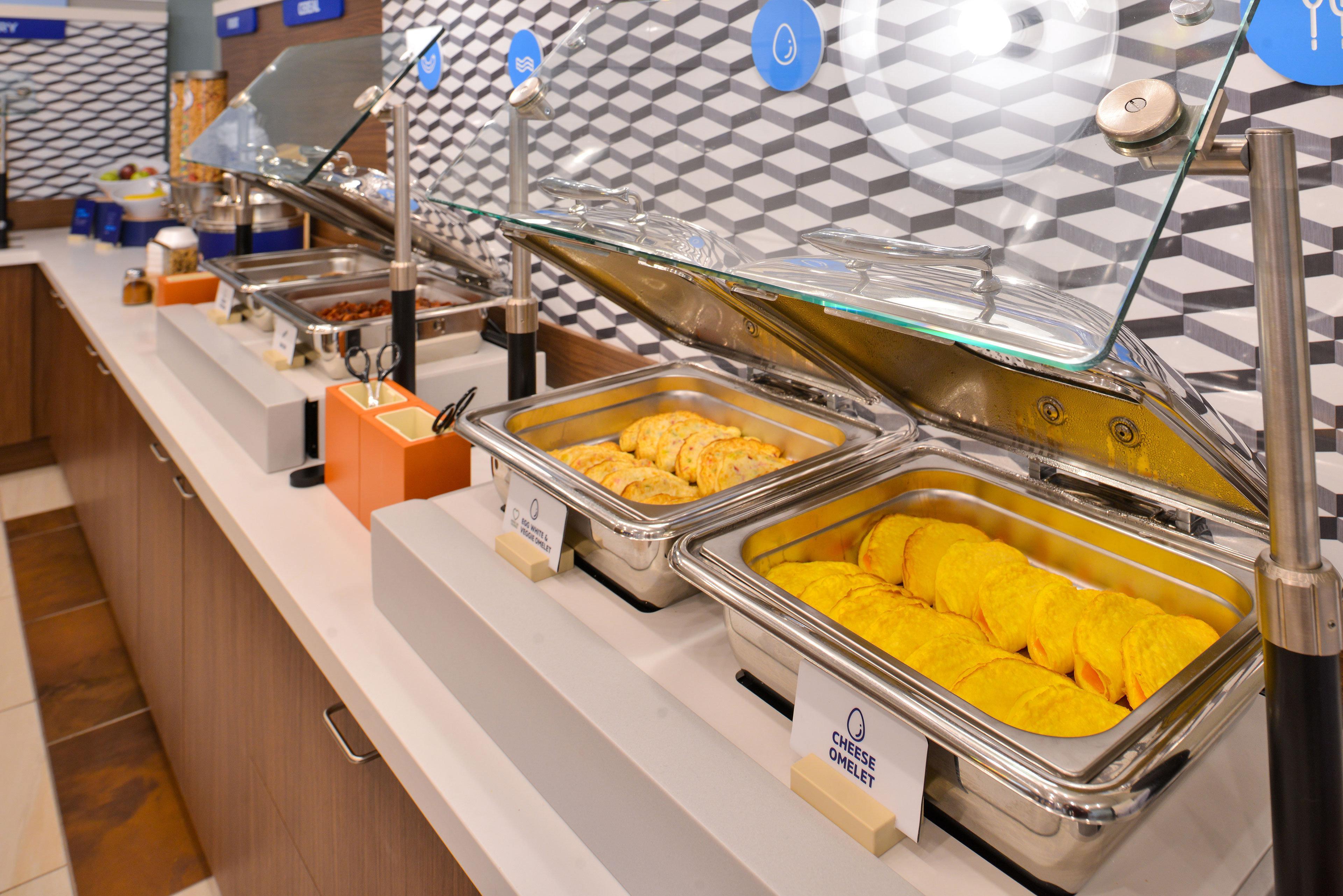 Holiday Inn Express & Suites Manhattan By Ihg Ngoại thất bức ảnh