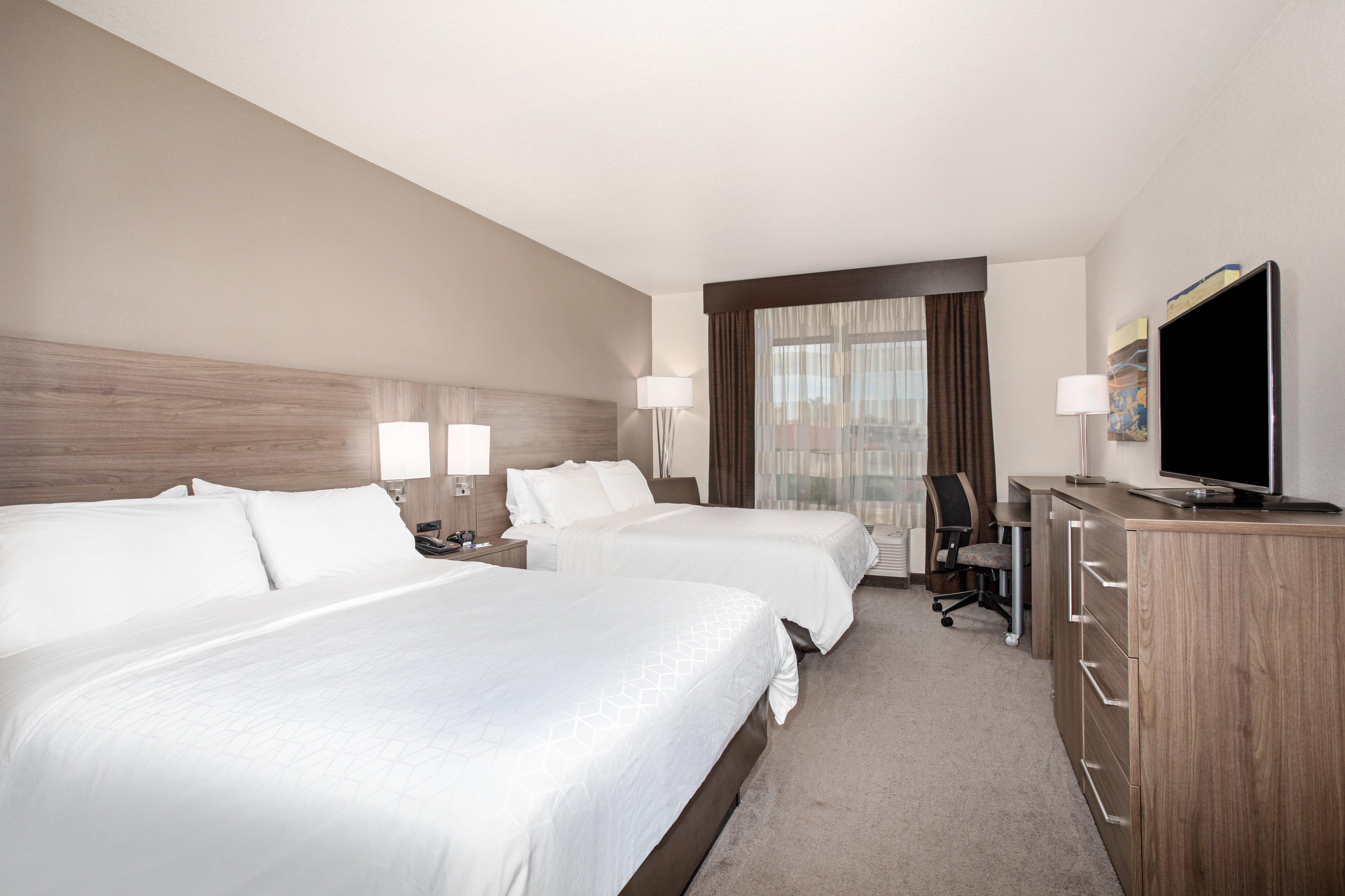 Holiday Inn Express & Suites Manhattan By Ihg Ngoại thất bức ảnh
