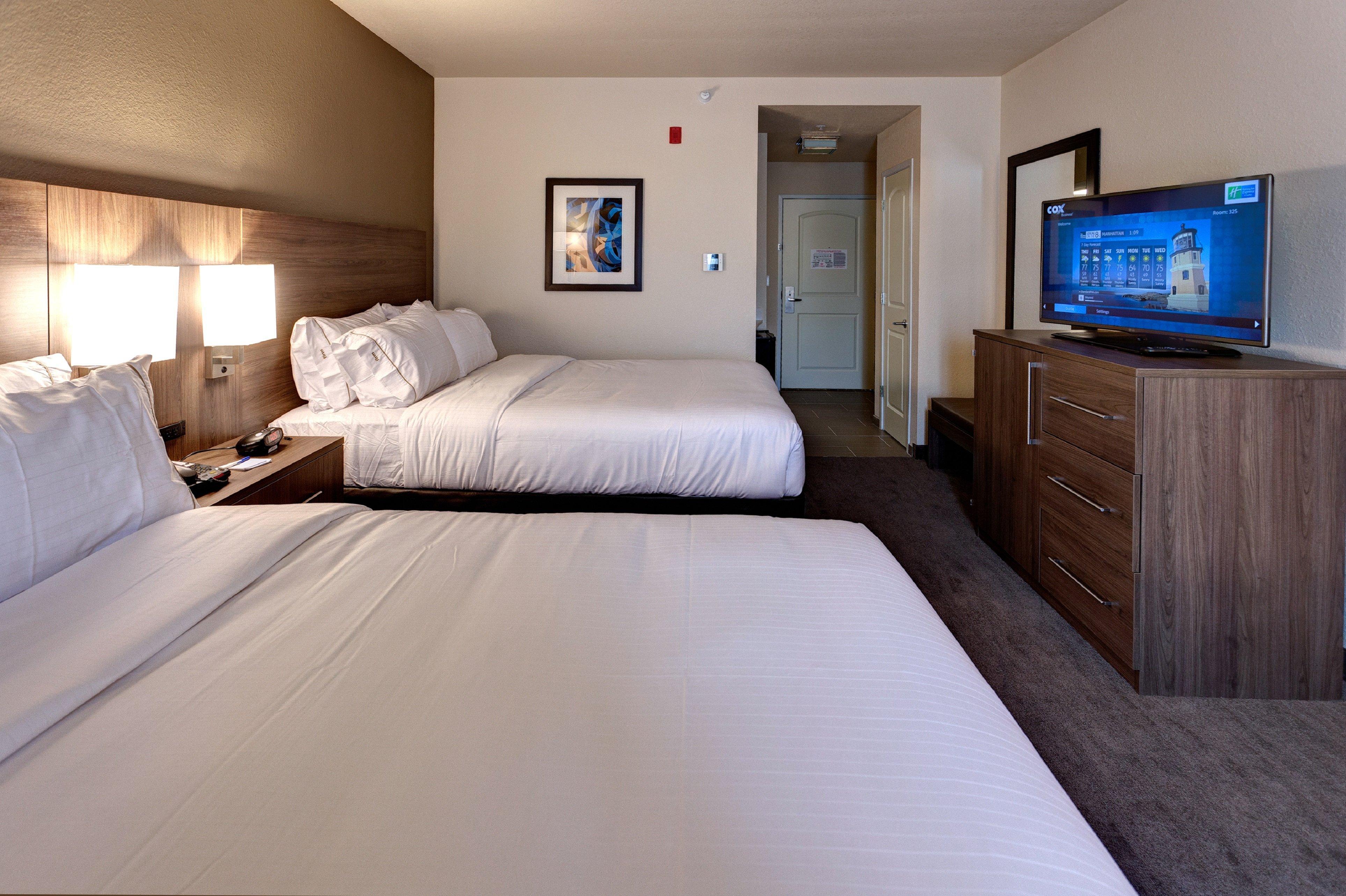 Holiday Inn Express & Suites Manhattan By Ihg Ngoại thất bức ảnh